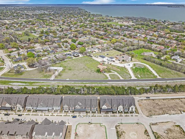 7929 Bayside Drive, Rowlett, TX 75088