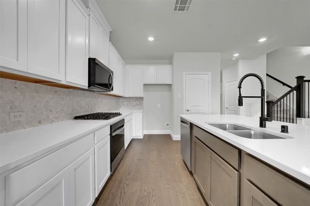 7929 Bayside Drive, Rowlett, TX 75088
