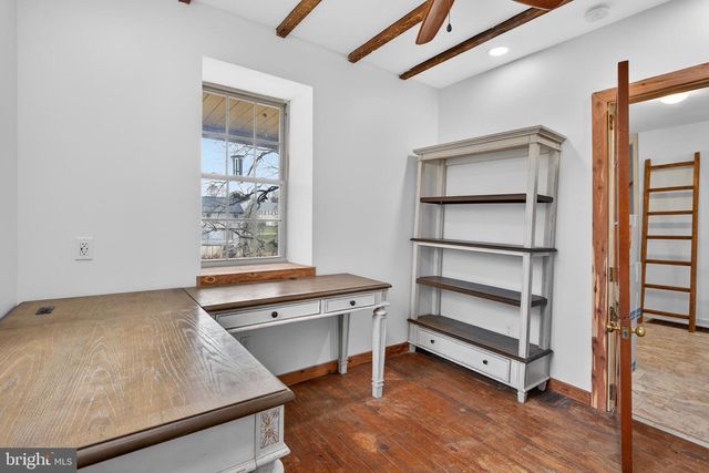 90 MANOR RD, Red Lion, PA 17356