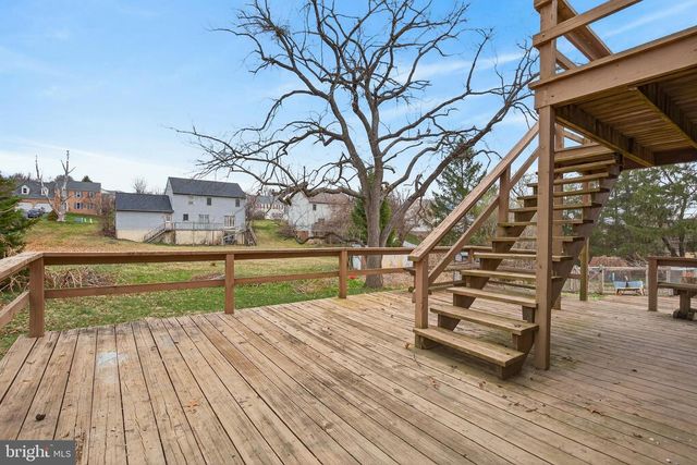 90 MANOR RD, Red Lion, PA 17356