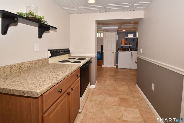 59 Wapping Wood Road, Ellington, CT 06029