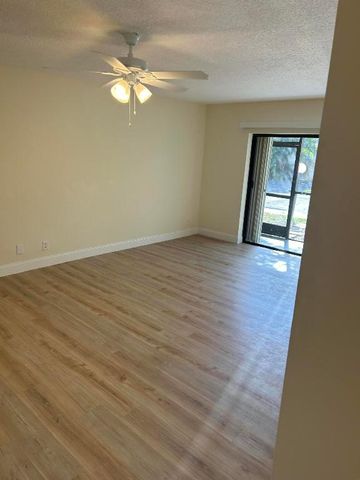 150 Pineview Road L3, Jupiter, FL 33469