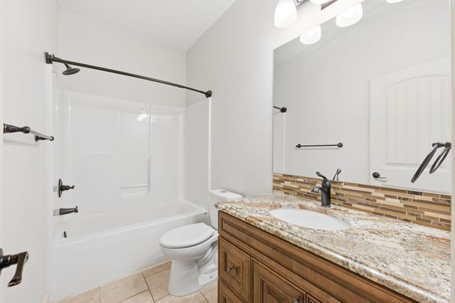 3839 N Lily Ct, Wichita, KS 67101