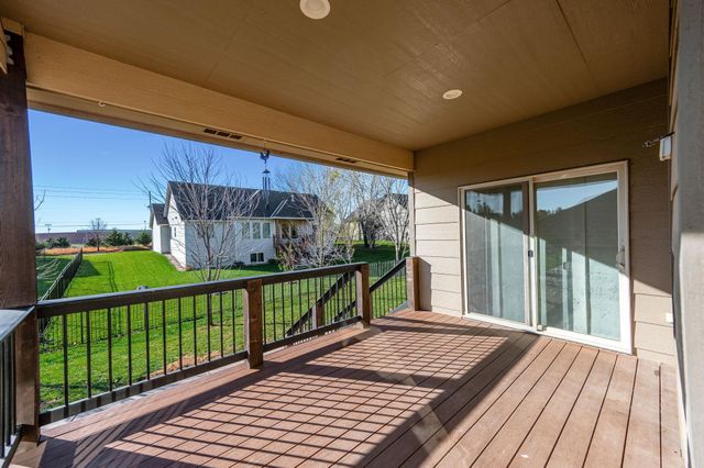 3839 N Lily Ct, Wichita, KS 67101