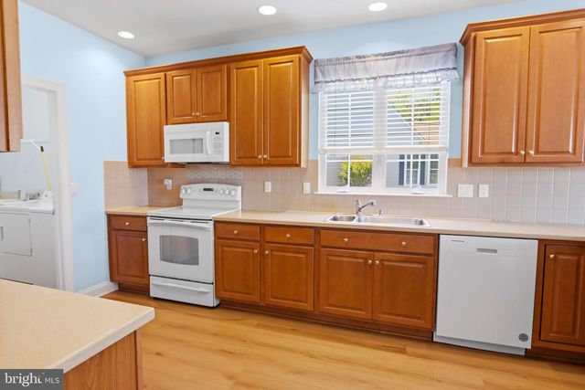 352 DAYLILLY WAY, Middletown, DE 19709