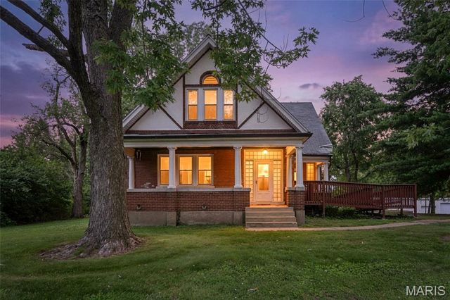 2655 Parker Road, Florissant, MO 63033