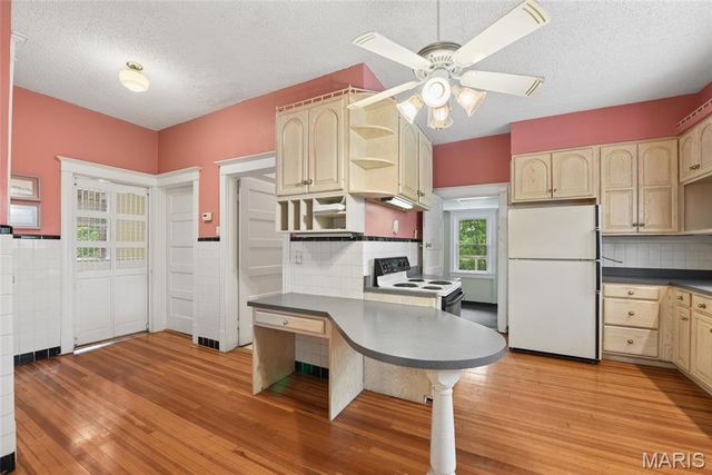 2655 Parker Road, Florissant, MO 63033