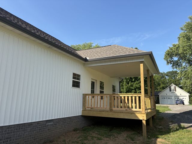 20 Purvis Lane, Hartsville, TN 37074
