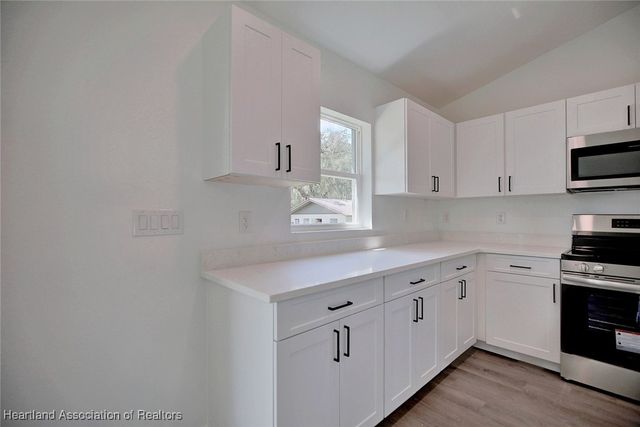 2731 W Albatross Road, Avon Park, FL 33825