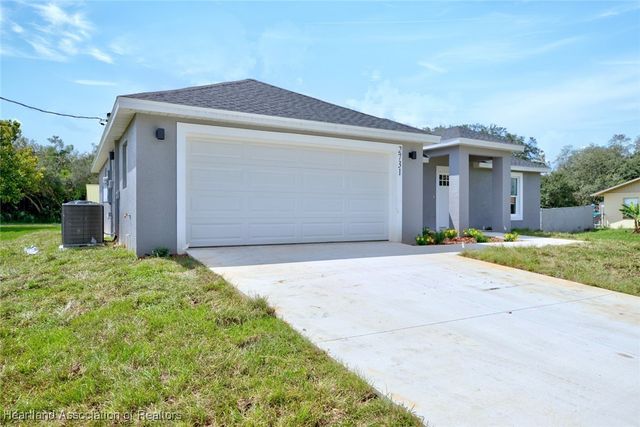 2731 W Albatross Road, Avon Park, FL 33825