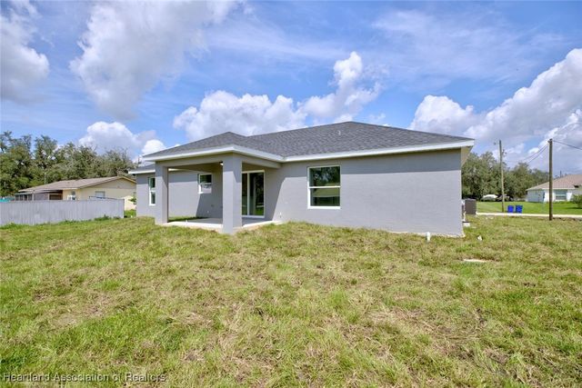 2731 W Albatross Road, Avon Park, FL 33825