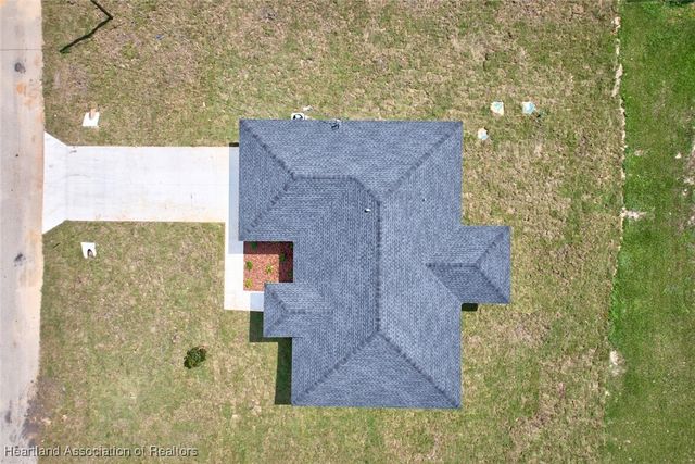 2731 W Albatross Road, Avon Park, FL 33825