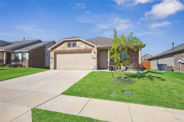 8304 Fawn Creek Drive, Fort Worth, TX 76123