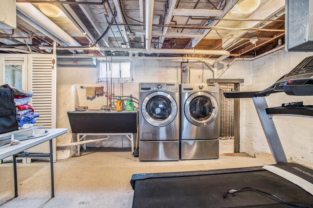 274 Hawley Center Drive, Girard Twp, MI 49036