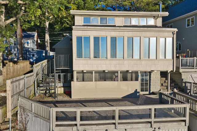 274 Hawley Center Drive, Girard Twp, MI 49036