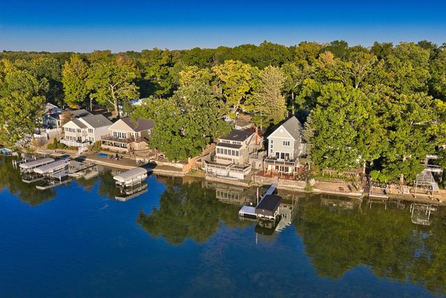 274 Hawley Center Drive, Girard Twp, MI 49036