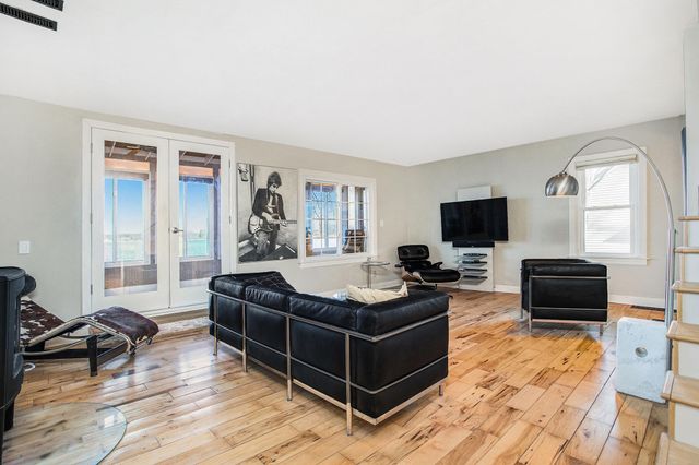 274 Hawley Center Drive, Girard Twp, MI 49036