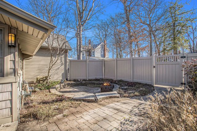 274 Hawley Center Drive, Girard Twp, MI 49036