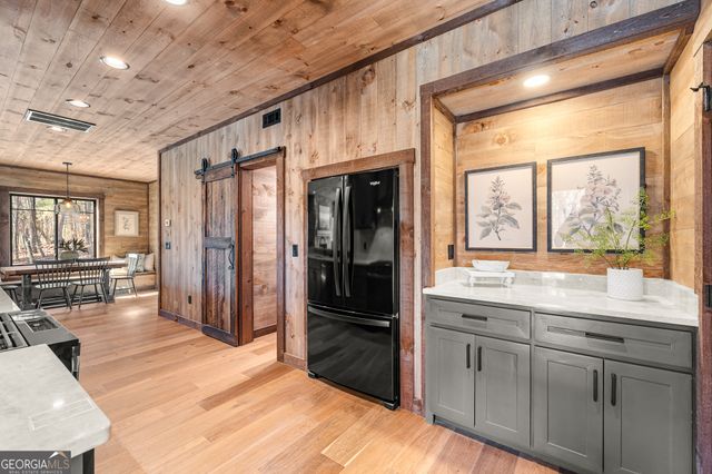 294 Campbell Camp Circle, Blue Ridge, GA 30513