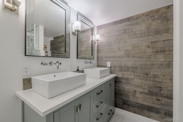 7177 Turweston Lane, Castle Pines, CO 80108