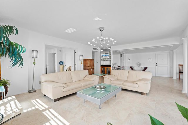 2600 N Flagler Drive 1007, West Palm Beach, FL 33407