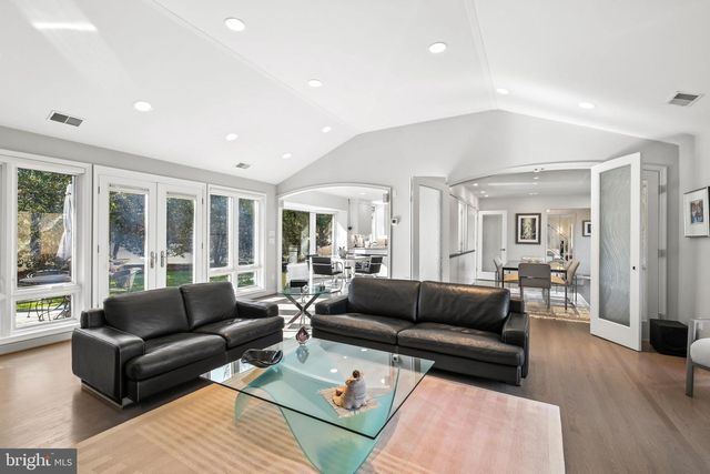 9632 TRAILRIDGE TER, Potomac, MD 20854