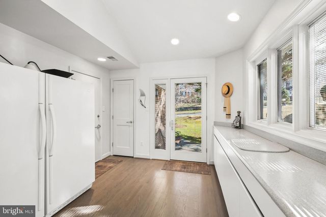 9632 TRAILRIDGE TER, Potomac, MD 20854