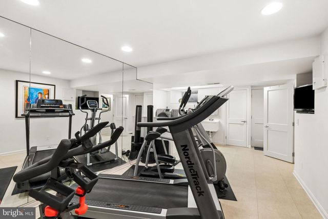 9632 TRAILRIDGE TER, Potomac, MD 20854