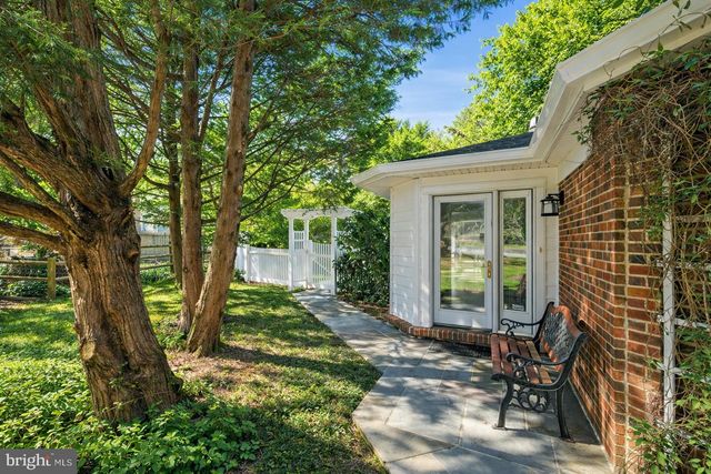 9632 TRAILRIDGE TER, Potomac, MD 20854