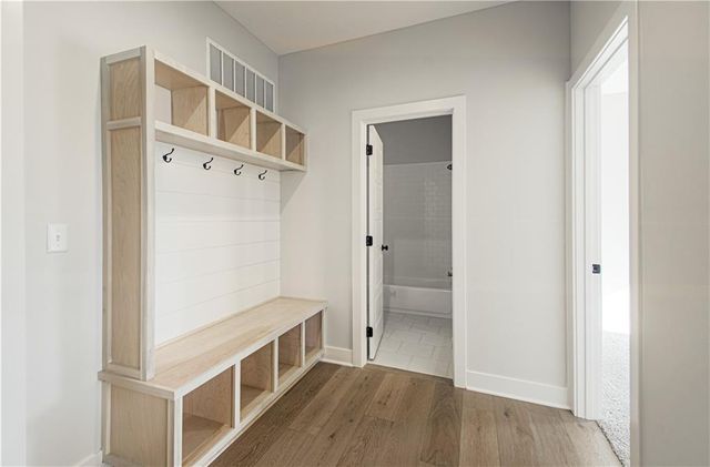 1070 Fir Lane, Liberty, MO 64068