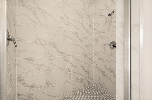 1070 Fir Lane, Liberty, MO 64068