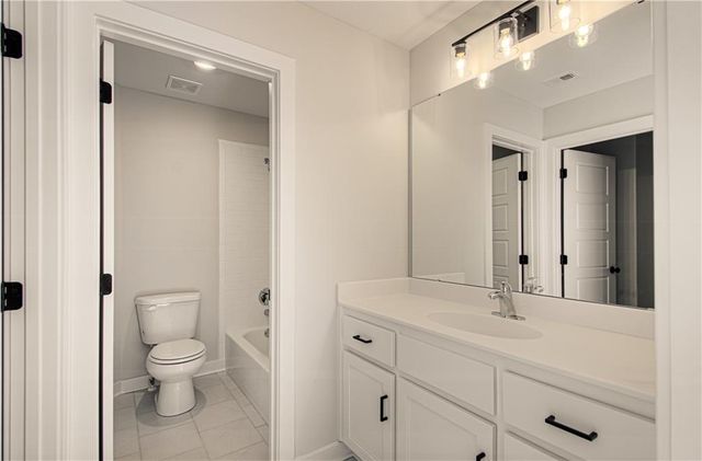 1070 Fir Lane, Liberty, MO 64068