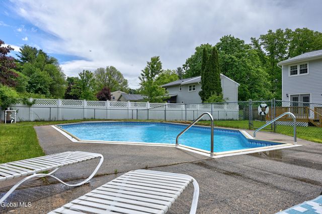 30 Fredrick Drive, Saratoga Springs, NY 12866