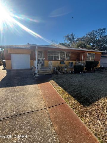 712 Westmoreland Road, Daytona Beach, FL 32114