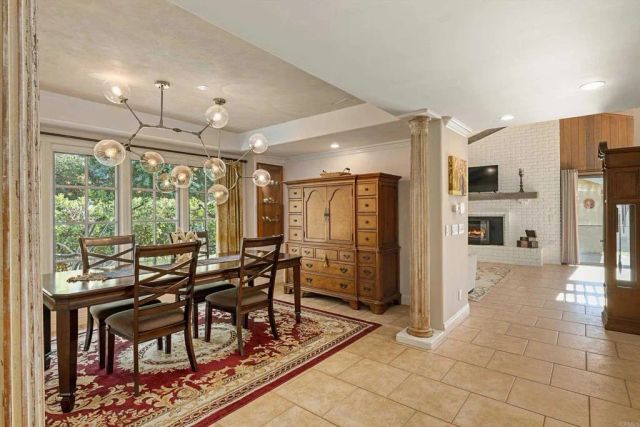 1285 Hidden Oaks Trail, Vista, CA 92084