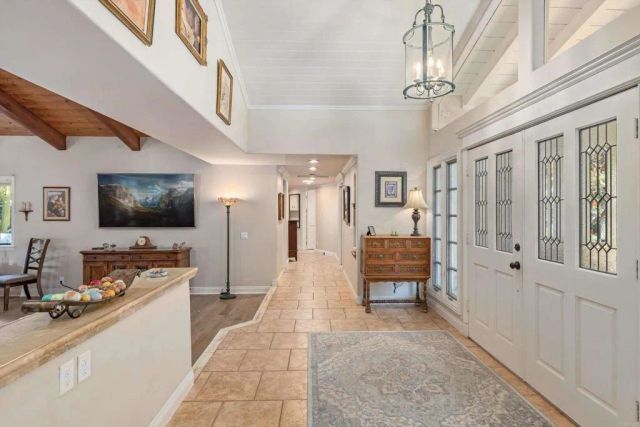 1285 Hidden Oaks Trail, Vista, CA 92084