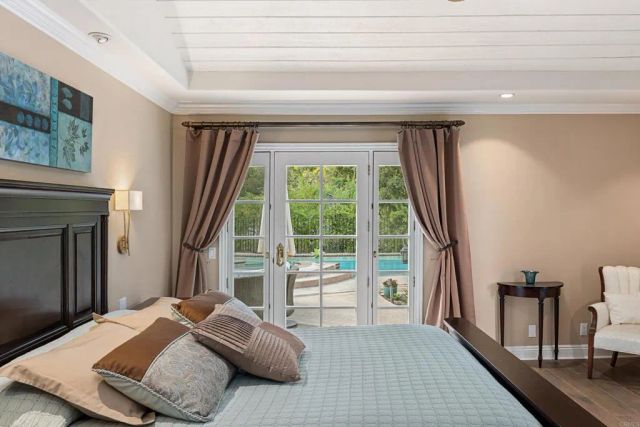 1285 Hidden Oaks Trail, Vista, CA 92084