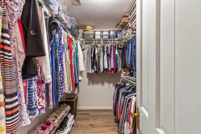 1285 Hidden Oaks Trail, Vista, CA 92084