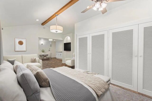 1285 Hidden Oaks Trail, Vista, CA 92084