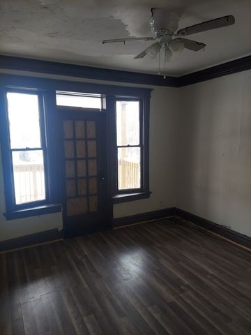 6221 S Campbell Avenue, Chicago, IL 60629