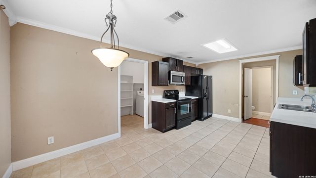 10842 Bentsen Palm, San Antonio, TX 78254