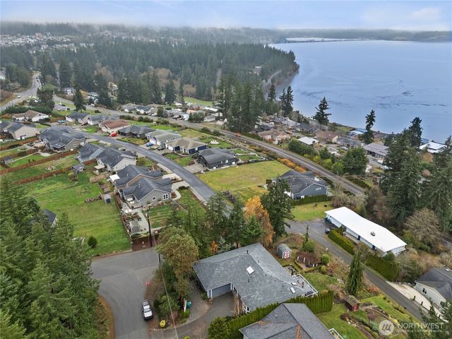 1351 Crestview Drive, Camano Island, WA 98282