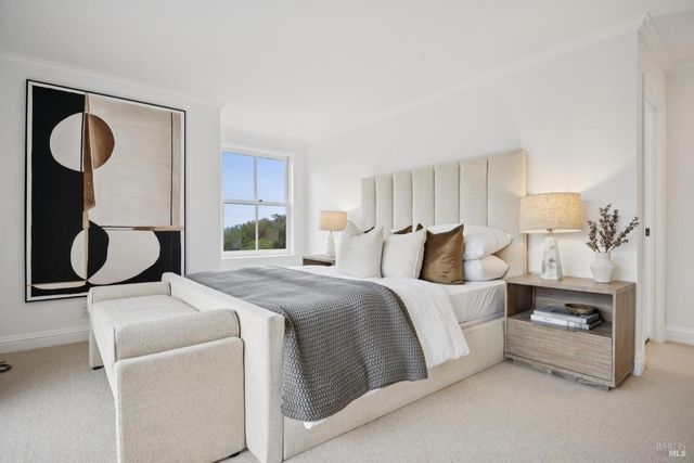 16 Dutch Valley Ln, San Anselmo, CA 94960