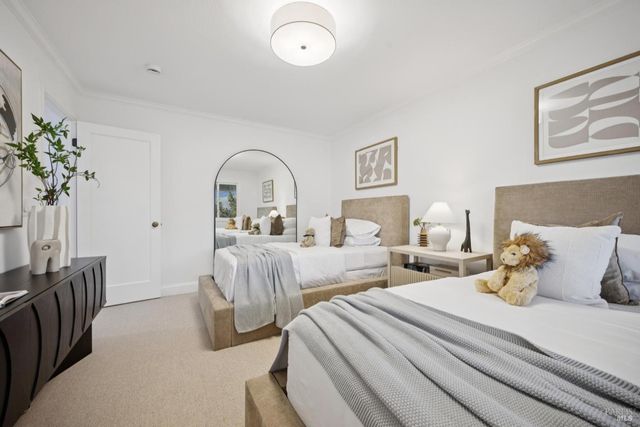 16 Dutch Valley Ln, San Anselmo, CA 94960