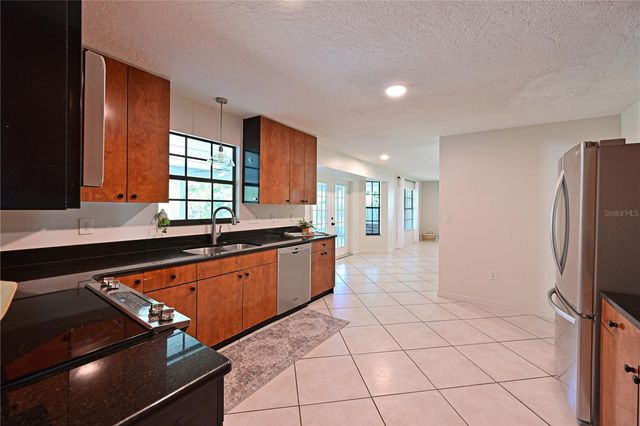 1106 87TH STREET NW, Bradenton, FL 34209