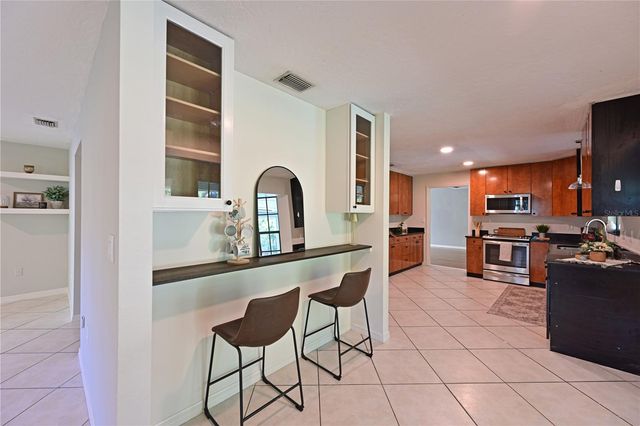 1106 87TH STREET NW, Bradenton, FL 34209