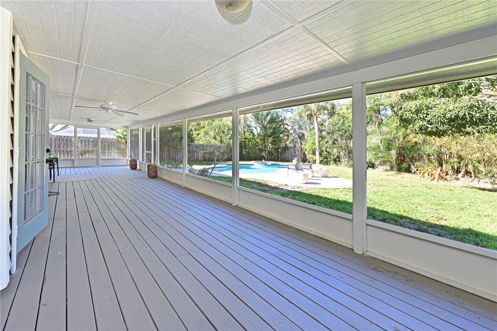 Image 17 of property listing at 1106 87TH STREET NW, Bradenton, FL 34209