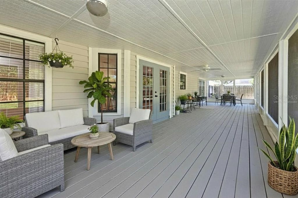 Image 18 of property listing at 1106 87TH STREET NW, Bradenton, FL 34209