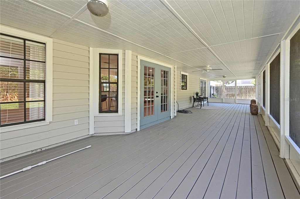 Image 19 of property listing at 1106 87TH STREET NW, Bradenton, FL 34209