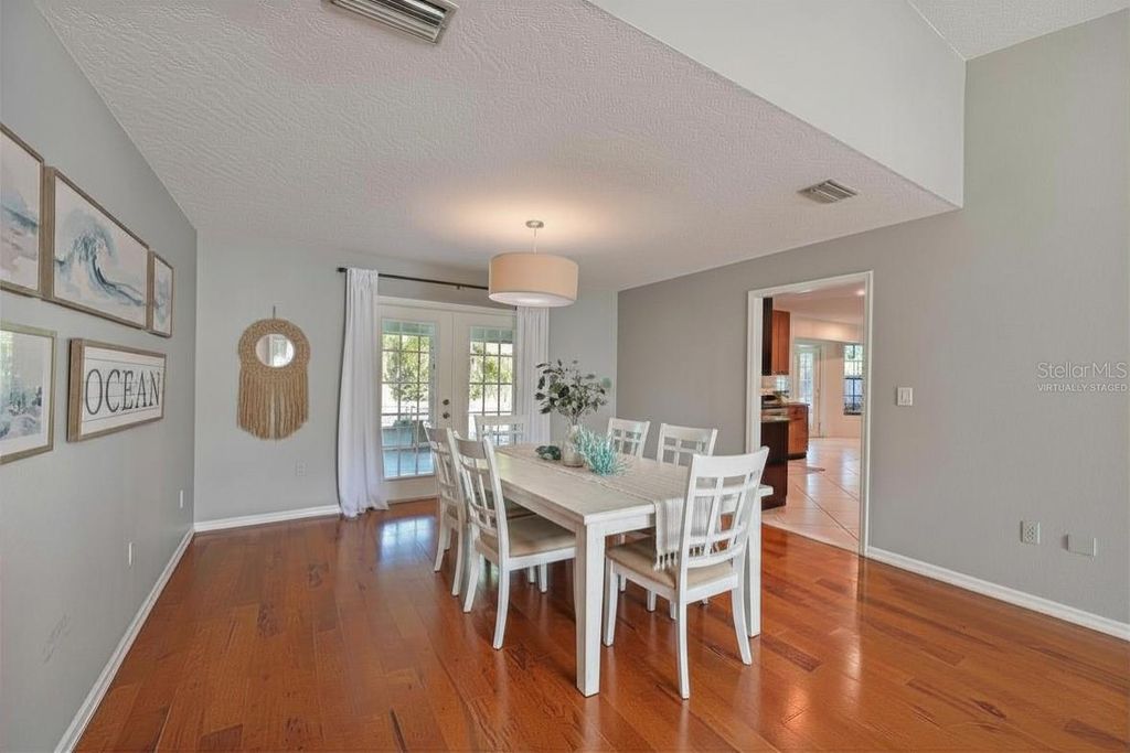 Image 4 of property listing at 1106 87TH STREET NW, Bradenton, FL 34209